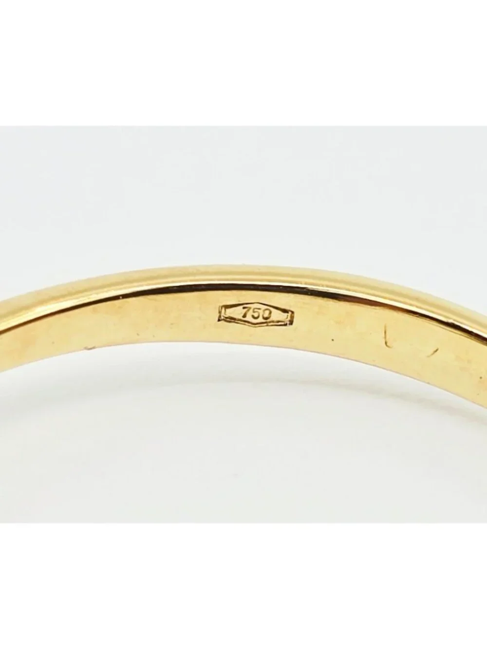 Beautiful 14K Solid Yellow Gold Designer Oval Sapphire & Diamond Ring - Size 9.5